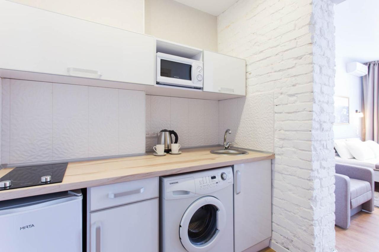 Cozy Apartment Beside Metro Yaroslava Mudroho, Universytet - Chernyshevska Str 95-6 ハルキウ エクステリア 写真